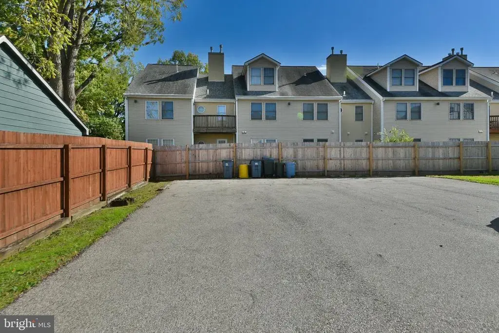 12 W Mill Rd #b, FLOURTOWN