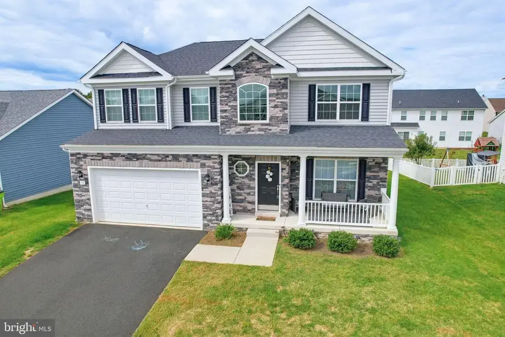 93 San Marino Dr, CLAYTON