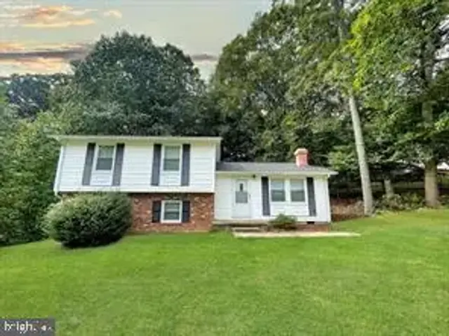 6024 Loriella Park Dr, Fredericksburg