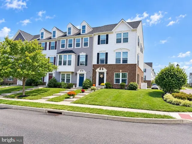 271 Grace Ln, Harleysville