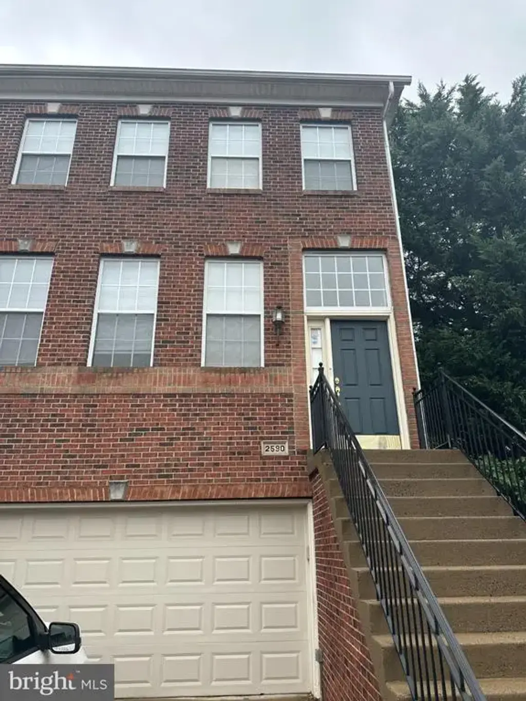 2590 Logan Wood Dr, HERNDON