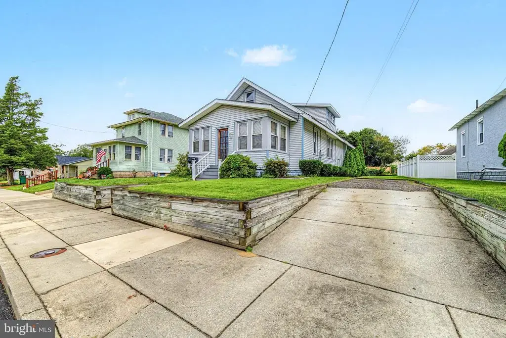 22 W Nevada Ave, ABSECON