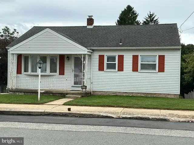 41 W High St, Windsor