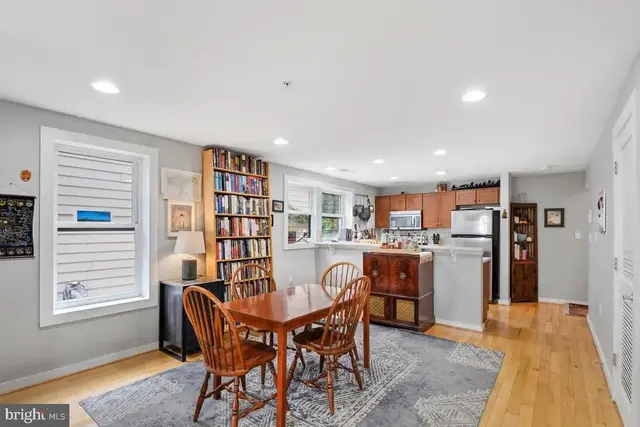 732 Lamont St Nw #203, Washington