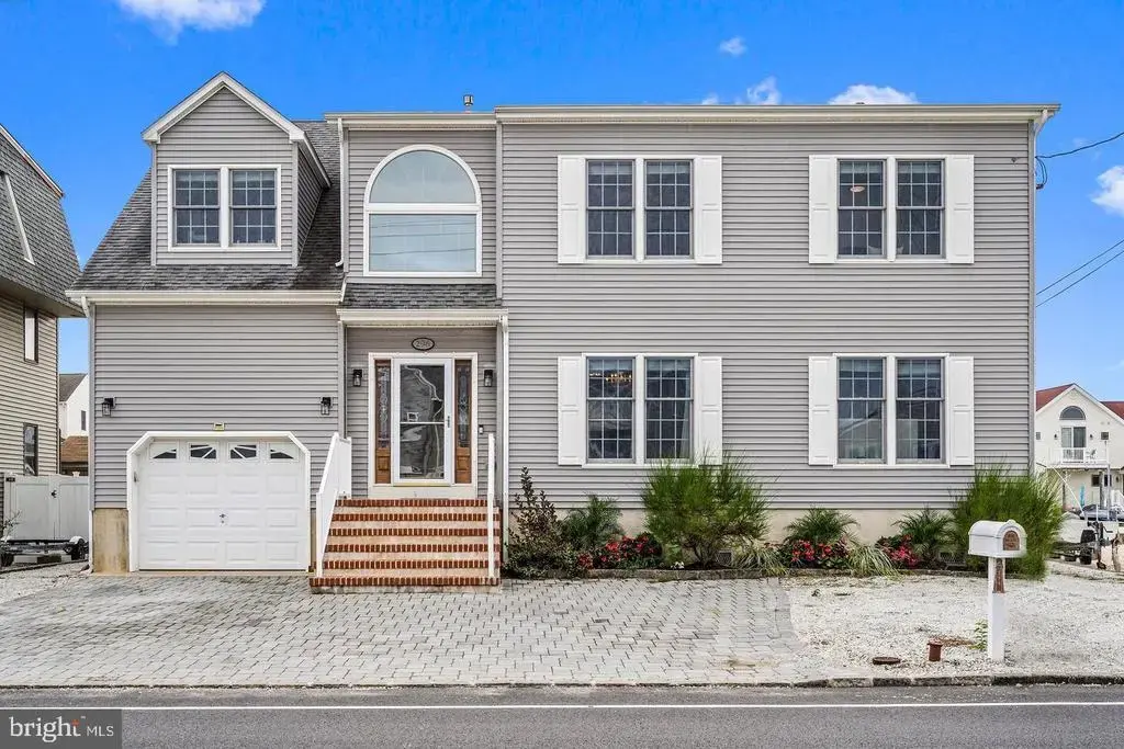 296 Morris Blvd, MANAHAWKIN