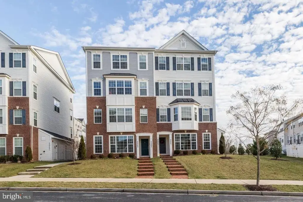 22961 Newcut Rd #1651, CLARKSBURG