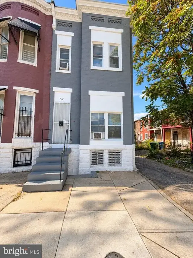 32 N Pulaski St, Baltimore