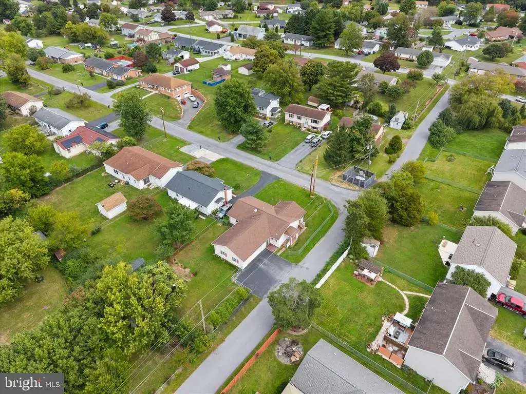 360 Belview Dr, MARTINSBURG