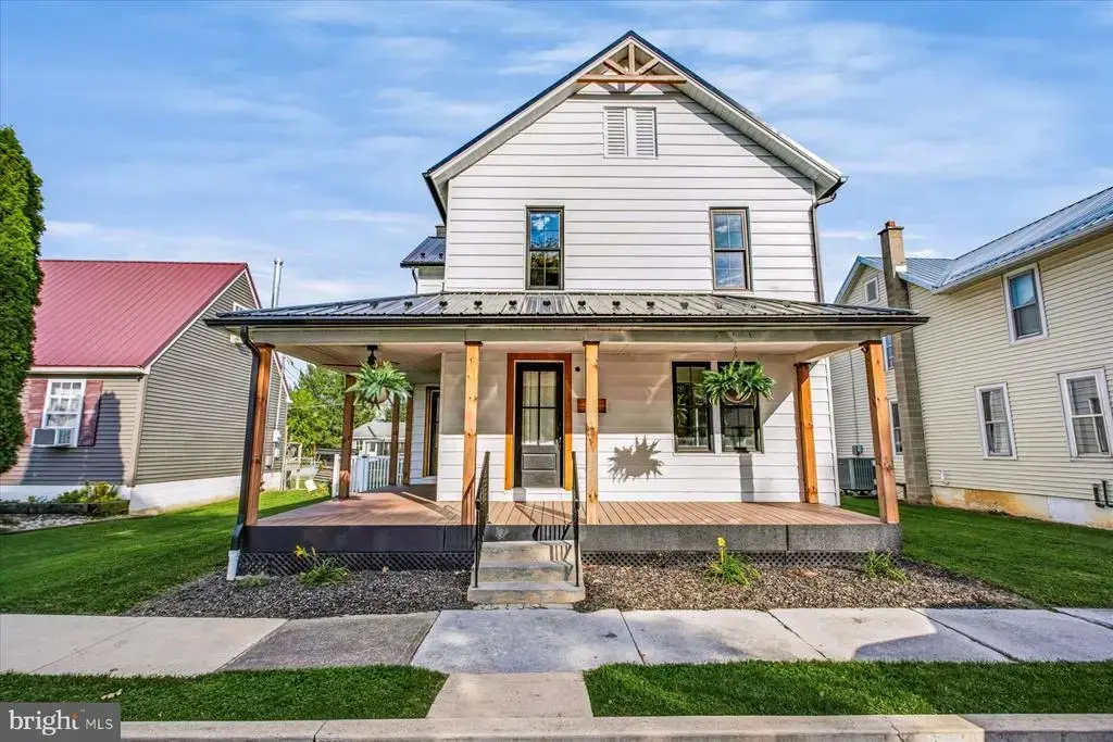 318 Thompson St, MIFFLINBURG