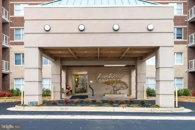 12246 Roundwood Rd. #206, Lutherville Timonium