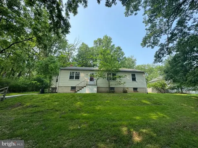 8905 Frederick Rd, Ellicott City