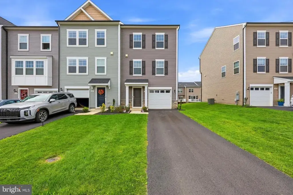 299 Aragon Dr, CHARLES TOWN