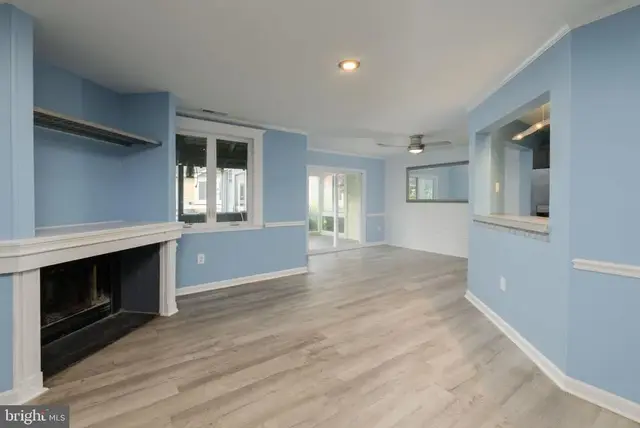 106 Lakeside Dr, Lewes
