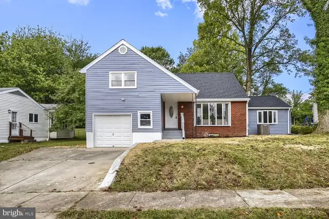 6 Westbury Rd, Lutherville