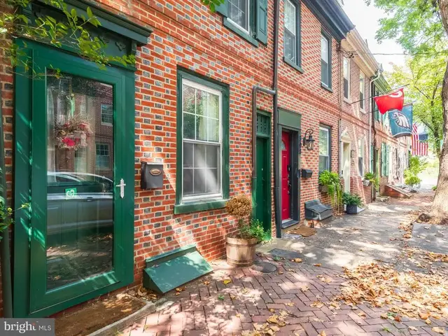 304-306 N Lawrence St, Philadelphia