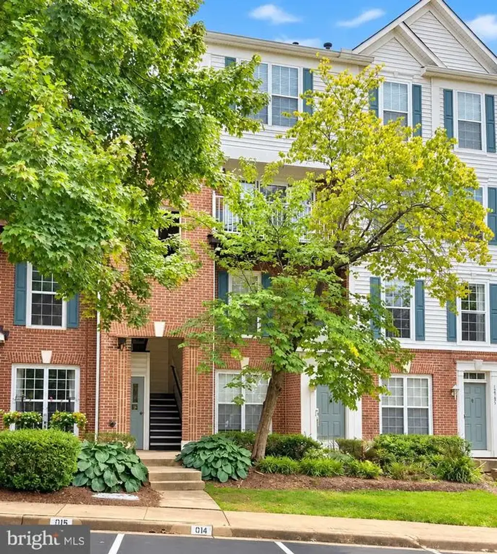 12779 Fair Crest Ct #101, FAIRFAX