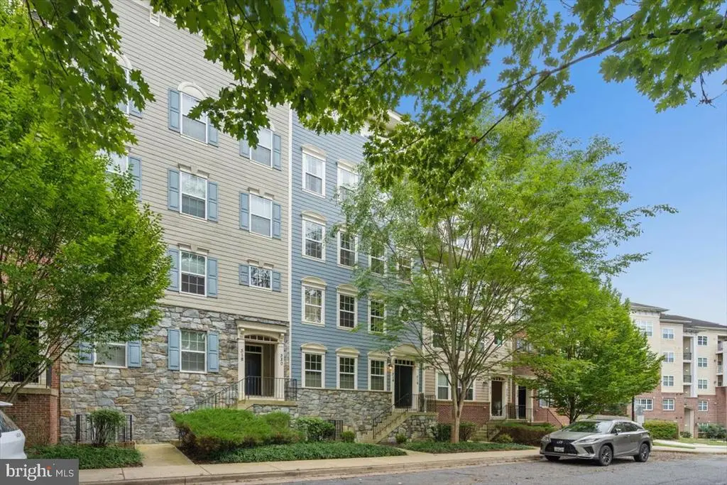 316 Park Ave #6-316, GAITHERSBURG
