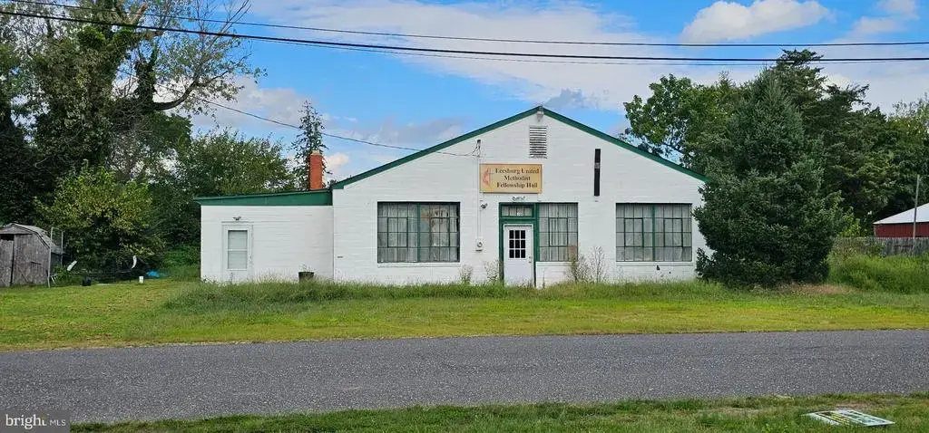 108 New St, LEESBURG