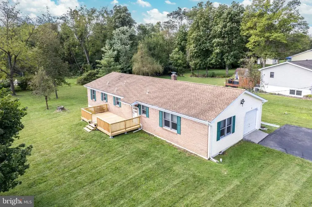 12 Longstreet Dr, EAST BERLIN