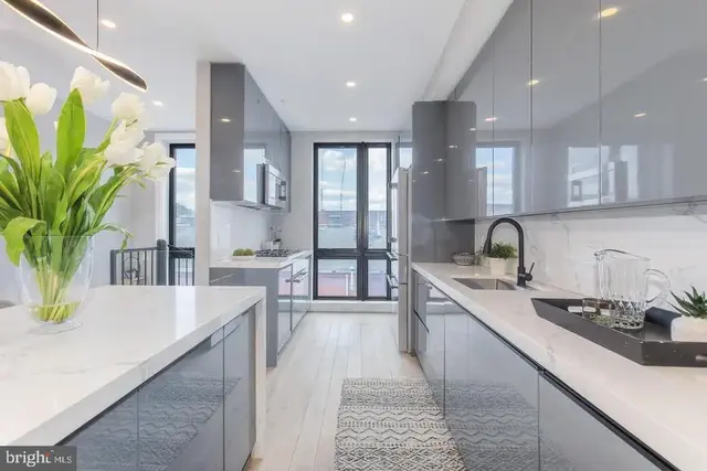 1332 G St Se #3, Washington