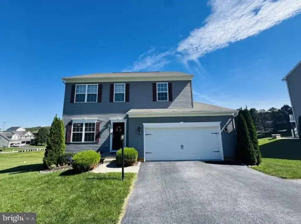 255 Palomino Dr, YORK