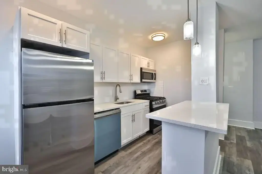 4247 Locust St #209, PHILADELPHIA