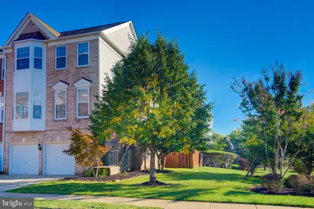 15055 Clementine Way, Haymarket
