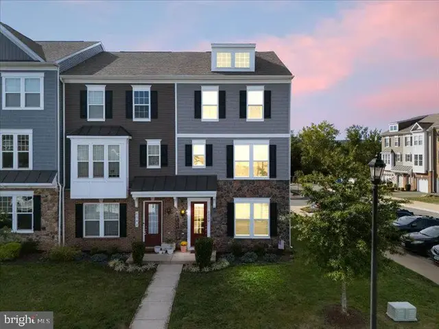 6300 Berkley Bridge Pl, Haymarket