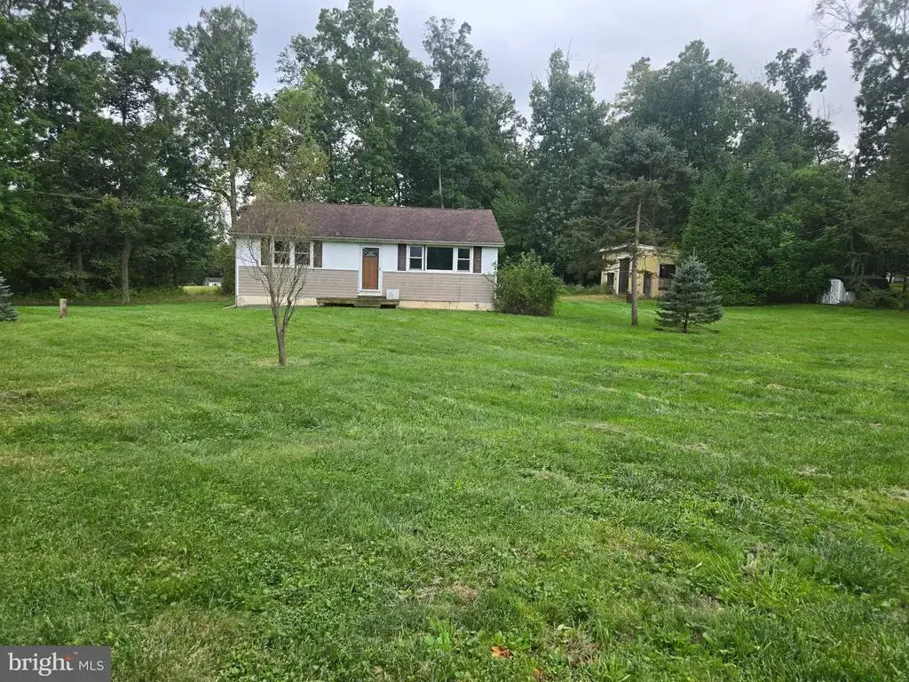1390 Airport Rd, COATESVILLE
