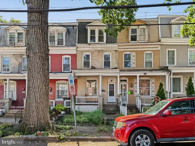 1443 Berryhill St, Harrisburg