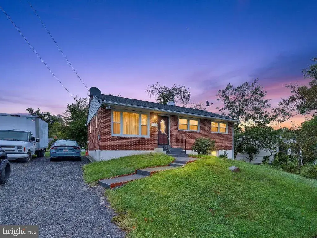 111 Pepper Mill Dr, CAPITOL HEIGHTS