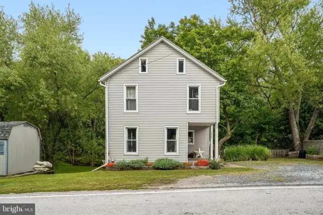 1916 Carrolls Tract Rd, Orrtanna