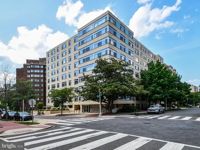 2401 H St Nw #810, Washington