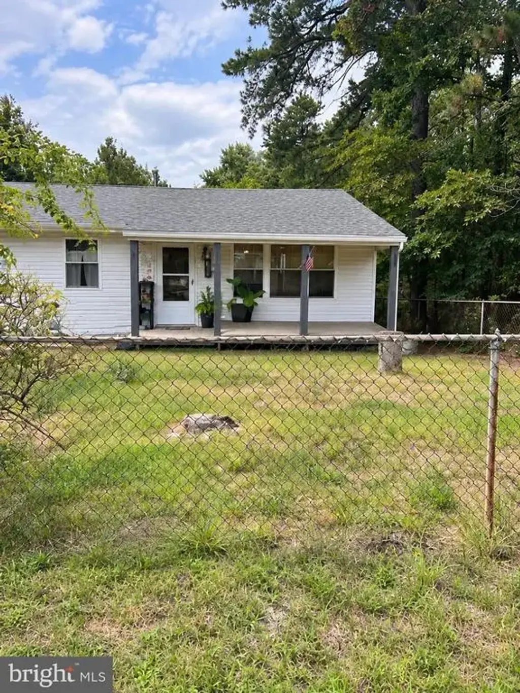 2376 Range Rd, BROWNS MILLS