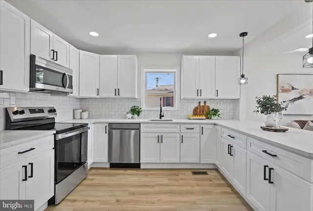 936 Genine Ct, Glen Burnie
