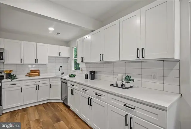 714 E Pasadena Rd, Pasadena