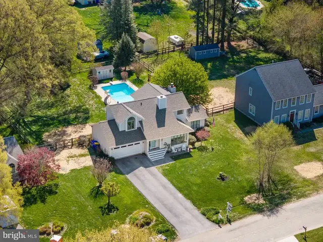 407 Five Farms Dr, Stevensville