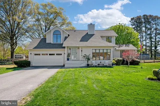 407 Five Farms Dr, Stevensville