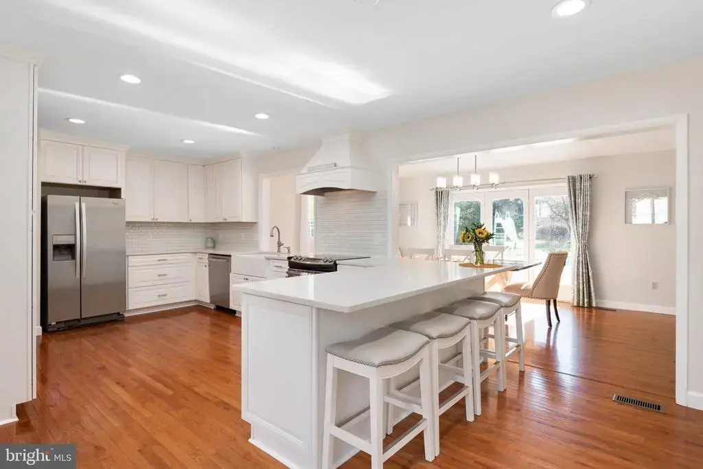 407 Five Farms Dr, STEVENSVILLE