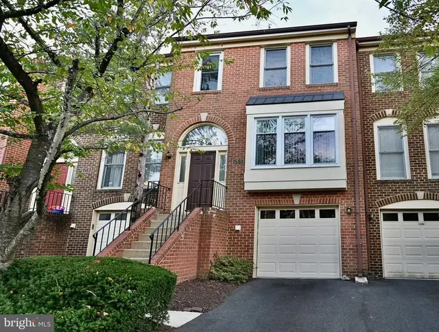1561 Templeton Pl, Rockville