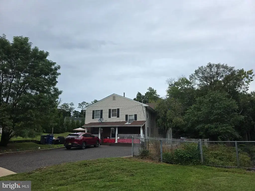 99 Grant Ave #97, MOORESTOWN