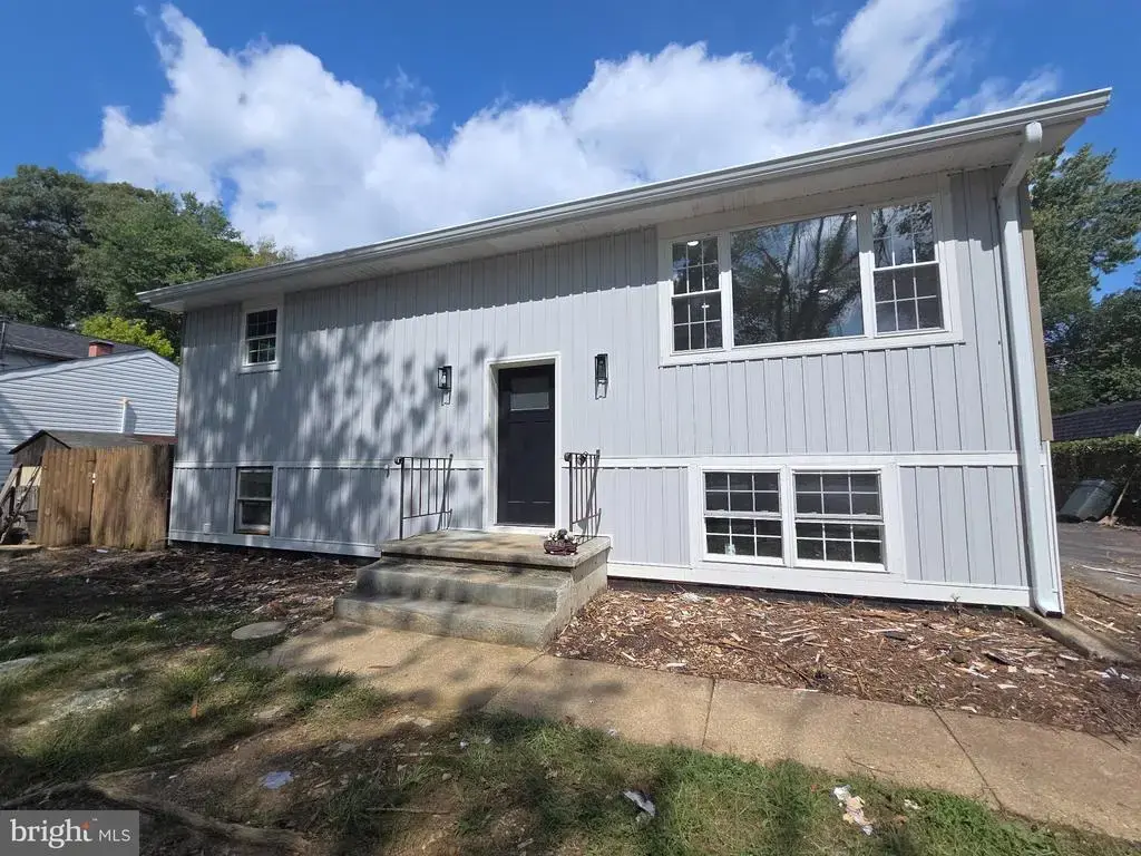 391 Hilltop Ln, ANNAPOLIS