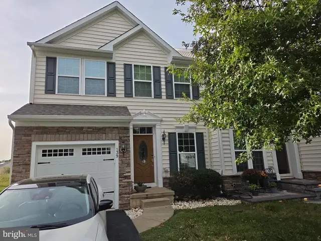 139 Margaretta Dr, Middletown