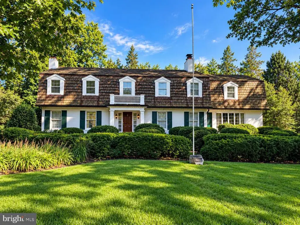 3525 Roberts Ln, ARLINGTON