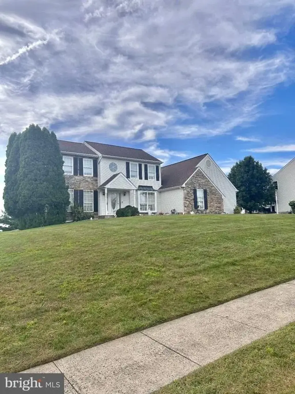 1406 Bentley Dr, WARRINGTON