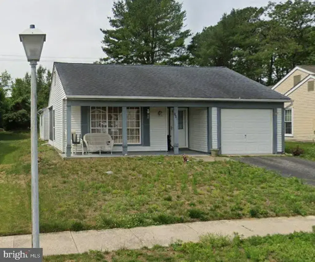 168 Buckingham Dr, SOUTHAMPTON