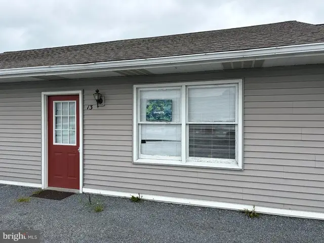 8673 Commerce Dr, Easton