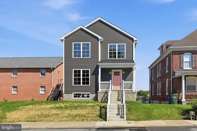 530 Ridge Ave, Hagerstown