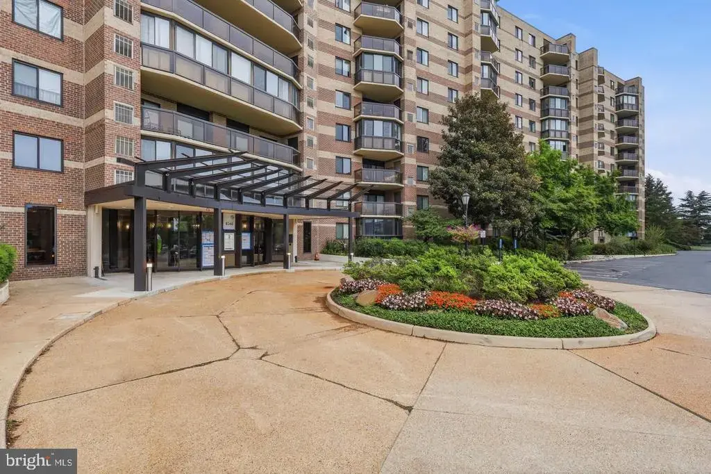 8340 Greensboro Dr #304, MCLEAN