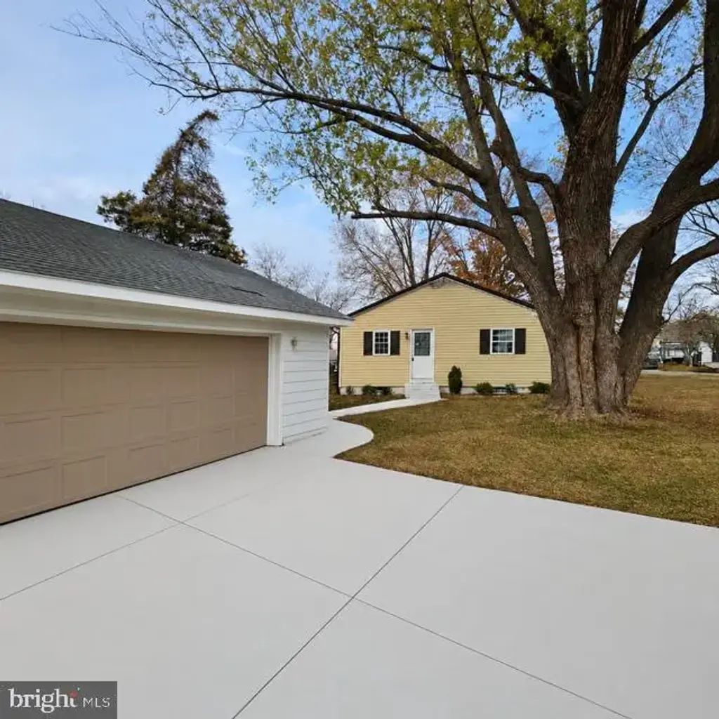 4943 Dot St, MILFORD